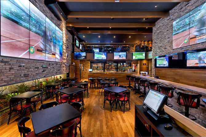 Madero Sports Bar na Praça da Espanha - Bom Gourmet